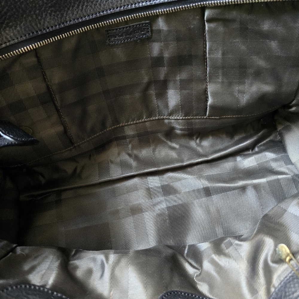 Burberry House Cjeck Quilted Large Manor Tote Bag Black - Picture 11 of 17